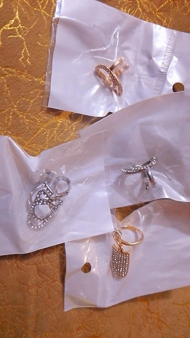 السلام عليكم عيني اكو بنيه عدها اغراض
 كامله مال اكرلك وتريد تبيعهن بس مرض
 ابنها والي يريدهن ايراسلني والله العضيم
 كلهم اغراض اصليه بس عدها صرف وتريد تبيهن


**إذا كنت صاحب هذا الإعلان وتريد حذفه لأي سبب، رجاءا أرسل رسالة إلى الدعم الفني**