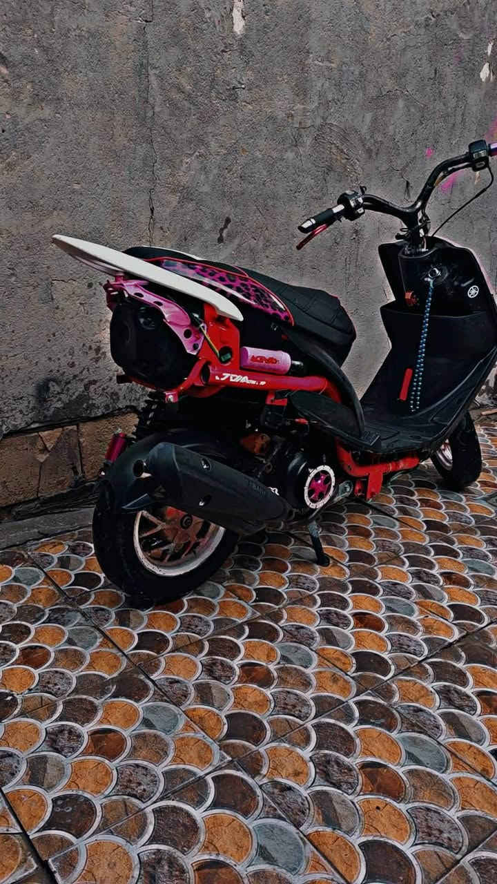 السلام عليكم دراجه ماكس  عدله للبيع ما صارله سبوع من اتعمرت مكينته 55 شرط شلعه ومعدل مكينه تخيل هاون دراجه ما نقصه اي شي بيه تزويد خير من الله بيه يده مال بريك بيه قبق فلاوين بيه دبل رياضي بيه تزويد مال كوره لون كرزي بيه يدات رياضي بيه كلج رياضي كدام بيه قطر رياضي تايرات جلاتيني ابو قلب حب بيه صالنصه FM اصليه السعر 525 وبيه مجال العنوان حله شارع 80 الرقم ***********
