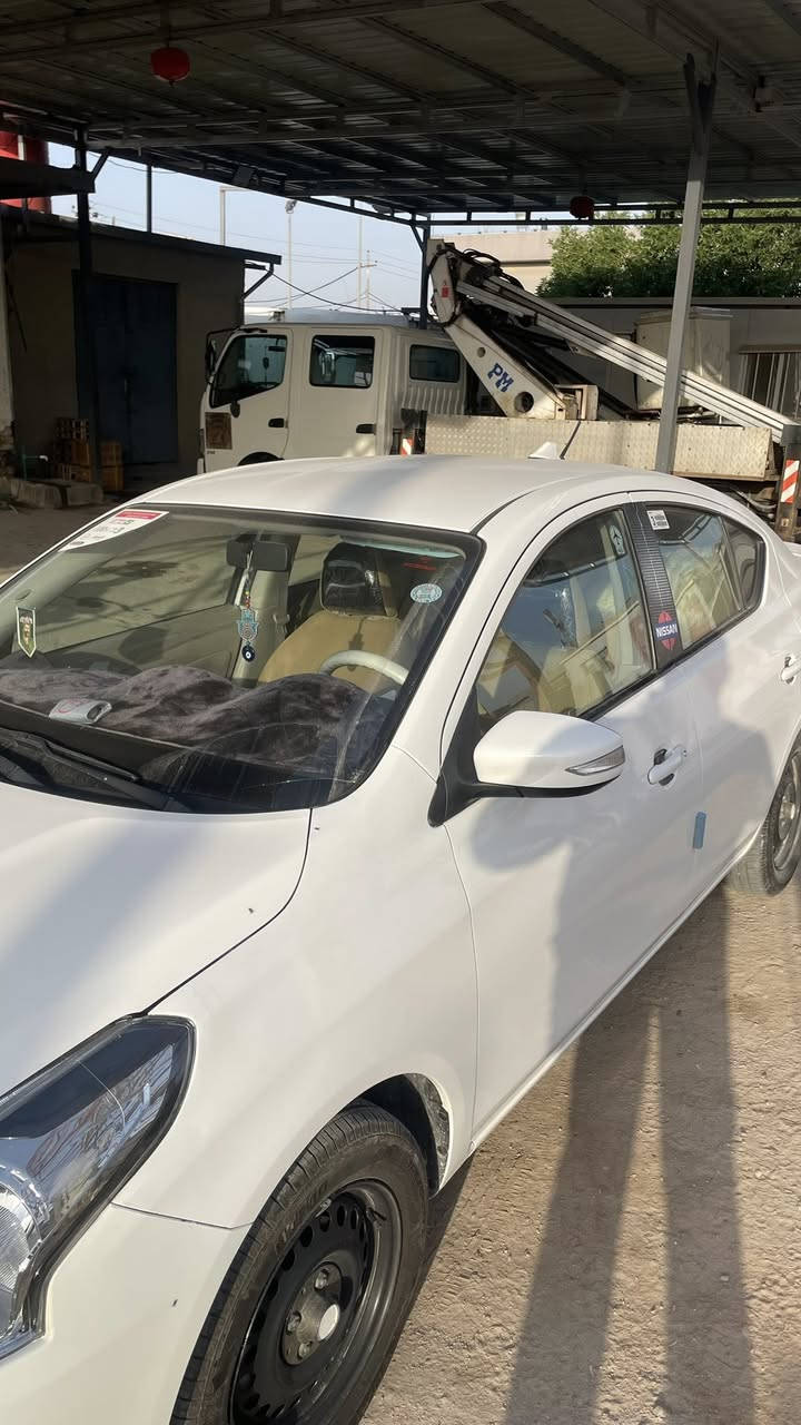 السلام عليكم
نيسان صني مصري 2024 وكالة عامة
ماشية 68 بيه ضربة 
مبدل بنيد و لايت و عرضانية راديتر 
چاملقات بيهن بارد
السنوية الى سنة 2029
الباقي كفالة 
للتواصل ***********
السعر 110 وبيه مجال 
مكان بصرة كرمة علي
