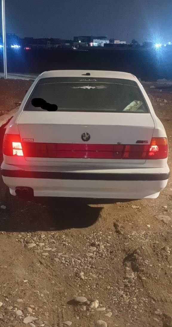 BMW 520 سبوخ لیدران مووس براوا هەمووی بە شەرت هیجی نیە مۆدیل 90فول حادیە بەس تەبریدە 850هەزار خرامەی لەسەرە أربيل, العراق


**إذا كنت صاحب هذا الإعلان وتريد حذفه لأي سبب، رجاءا أرسل رسالة إلى الدعم الفني**