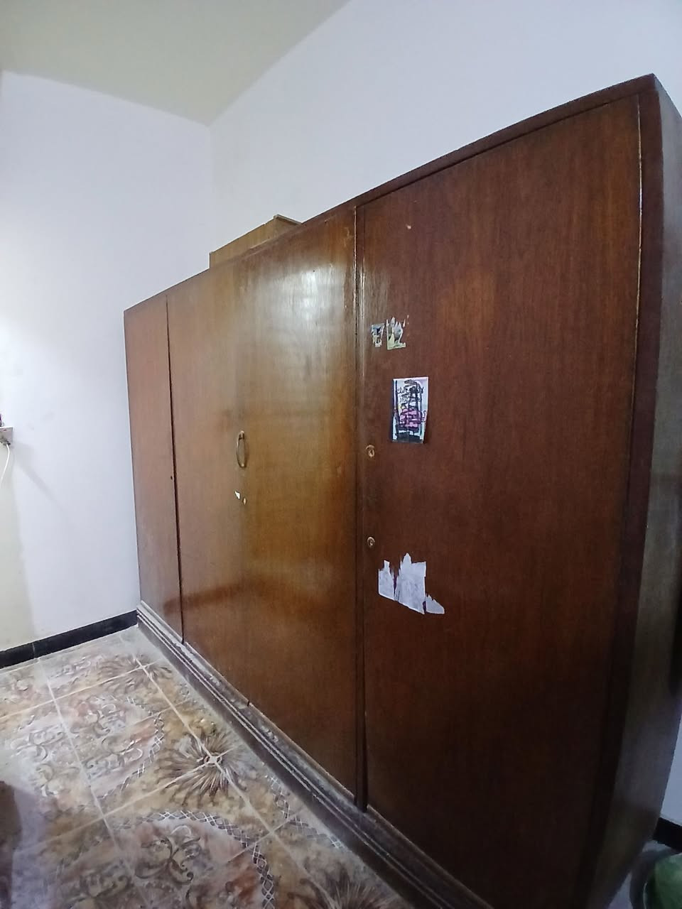 كنتور خشب للبيع سعره ب ١٠٠ وبي مجاال


**إذا كنت صاحب هذا الإعلان وتريد حذفه لأي سبب، رجاءا أرسل رسالة إلى الدعم الفني**