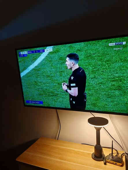 السلام عليكم اخوان شاشة نوع الريان حجم 43 سمارت انترنيت نظيفة جدا مع القاعدة كاملة بدون اي ضرر السعر 175 الف قفل رجاء المكان حي الإعلام الاتصال ***********
