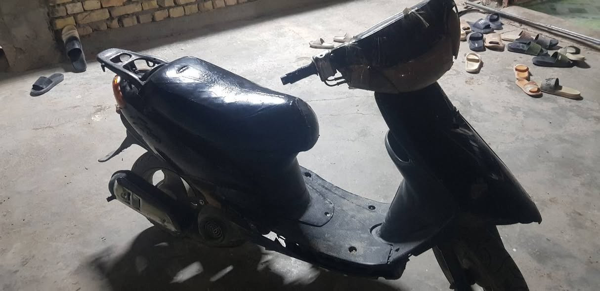 دراجه عصفوريه للبيع وبيه مجال بسيط  سعر 175  رقم ***********
