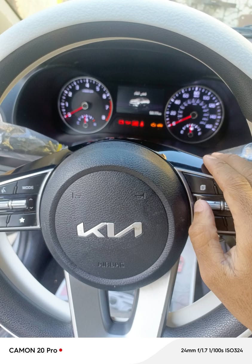 سلام عليكم سياره فورتي 24سياره نضيفه اني كاصها ومرقمها بسمي رقم بغداد بسمي سياره حادثها بنيد بدل فقط وجاملغ مصبوغ  تبريد  كلها شغال  مكاني بغداد جديده رقم ***********
