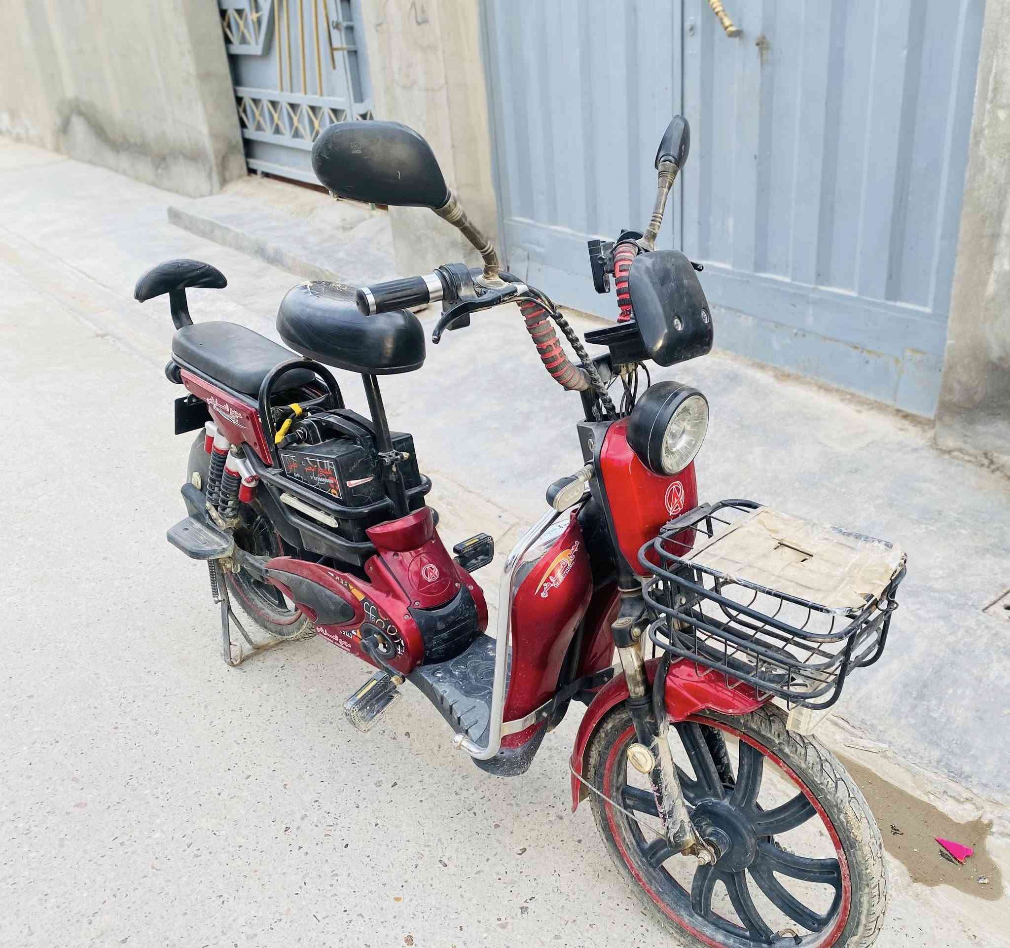 سلام عليكم اخوان درجه سحن موديل 2025 للبيع السعر 225وبيها مجال بطاريات نص عمر والنظافه كدامك الاستفسار 

ت/‭٠٧٧٢ ٧٨٢ ١٤٢٠‬ مكلف بل نشر اخوان
