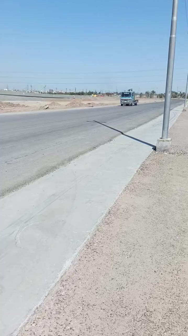 للبيع 
ارض زرعي للبيع صنف الارض عقد زراعي مكونه من 12 دونم ونصف واجها 260م كافت الخدمات موقع الارض سريع الدوره الجديد على جسر غزة مباشره للاستفسار الاتصال ***********
