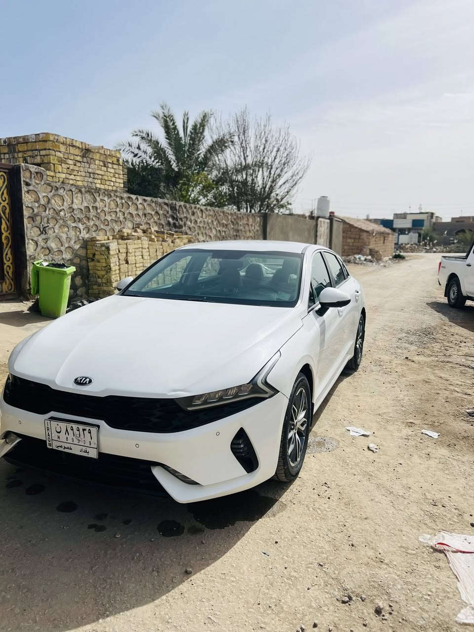 سلام عليكم k5 خليجي بيها بارد بل جاملج الوره  اشويه من الباب هذا رقمي لتواصل  *********** السعر ١٧٥  المديل ٢٠٢١
