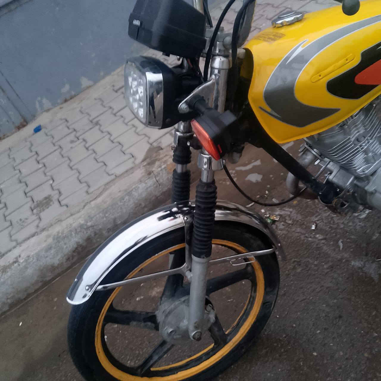 تايكر موديل 20 أوراق 
بغداد الحسينيه ***********
300
