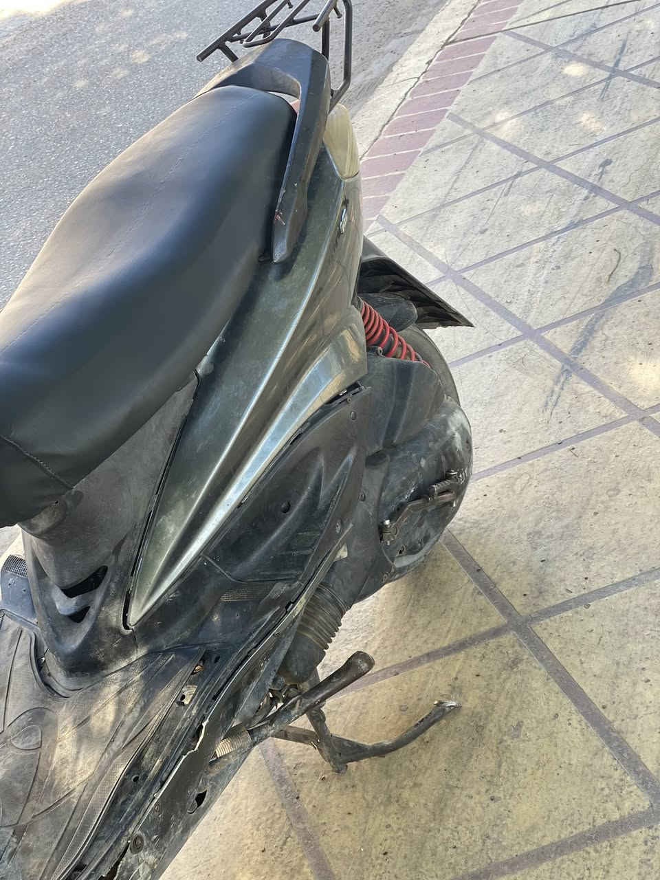 سلام عليكم حبايب 
دراجه سكنس نثيه 
حبايب دراجه نكره اي وقت 
سلف هندر لايت عالي ناصي 
دراجه حلوه كامله مكمله 
نيجي على المكينه المكينه عليها سيرفس كامل من خدمات ياماها ابو لاكبر هاذه بل شعب 
مكاني كاضميه اي احد يحب يتصل ***********
سعر خاص  فقط للشراي
