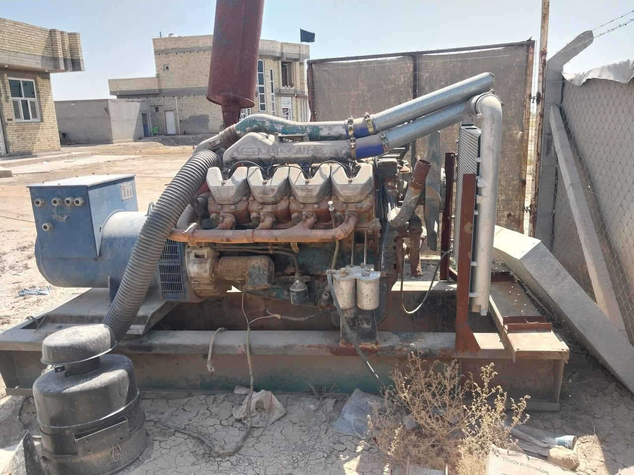 مولد للبيع اسكنيا ٤٢ /٠٦ ستندر تجفيت جديد بم ميكانيكي راس توليد ستانفور ٢٠٠ kv ستندر انتر كولر جديد حجم كبير للاستفسار ***********
