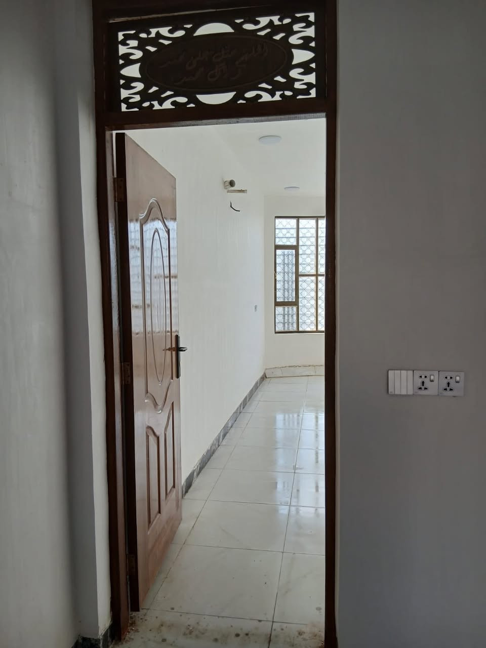 #دار_للبيـــــــــــــــــــع  #طابو_صرف
فـــي شارع 80  قرب مؤسسة العين

ــــــــــــــــــــــــــــــــــ
المساحــــــة / 100 م
الــوآجـــهــة  / 5م
النــــــــــــزال/ 20م 

        
    ⛪️تفــاصيـل_الــــدار ⛪️

#الطابــــــــــق_الأرضـــــــــــــي🔹
غـــرفة نـــوم واستقبال وصاله ومطبخ ومجمع صحيات

#الطابـــــــــق_الثانــــــــــــــــي🔹

غـــرفة نوم كبيره ومجمع صحيات وصاله

السعر 135مليون قابل للتفاوض

#مكتـــــــــب
                🏘️أمــــــــلاك بابــــــــل للعقـــــــار🏘️
#الكــــــــائن

☎️ *********** واتساب☎️‏0782 220 3665‏ واتساب
    شارع_الكرامة_قرب_الضريبة_مقابل_التخطيط_العمراني
        
_____________________________________________
