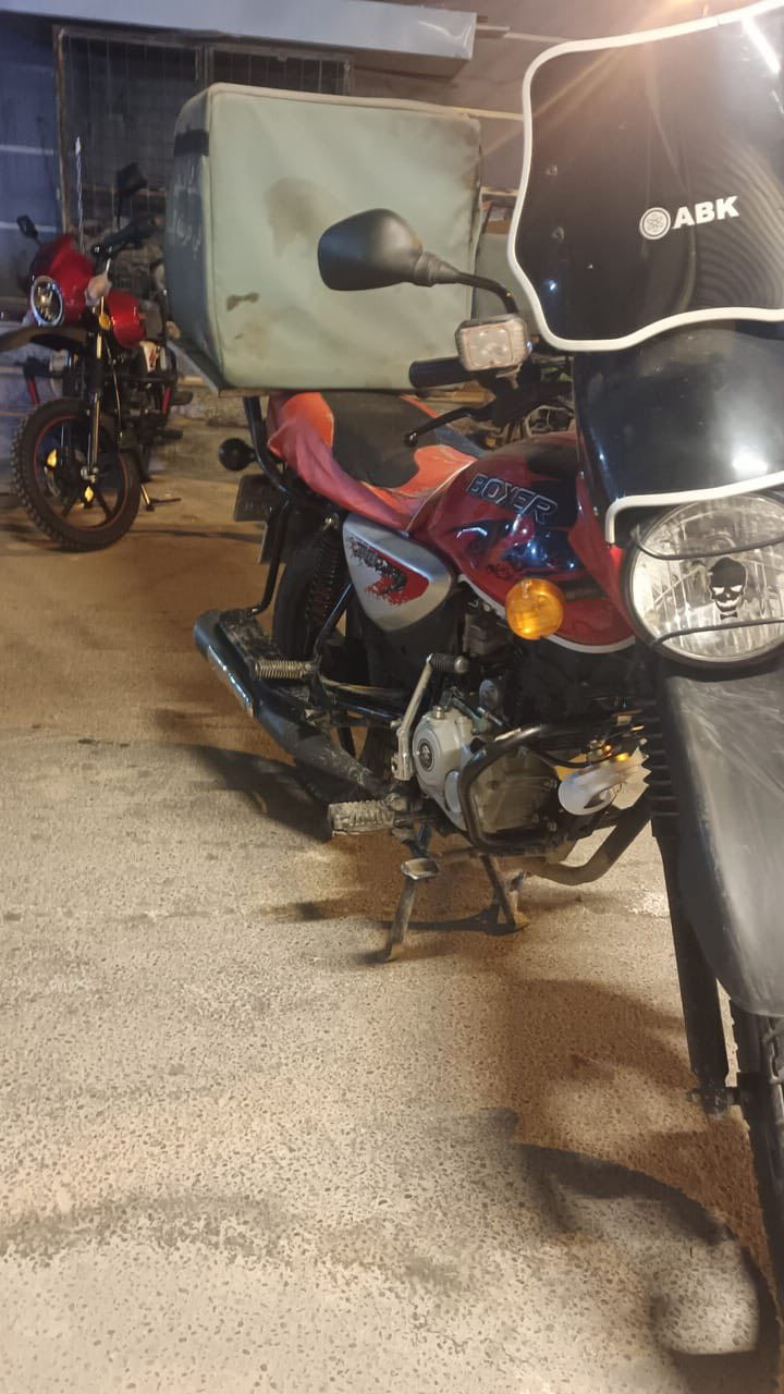 بوكسر جبلي موديل 24 مرقمه اربيل تحويل ثاني يوم دراجه نظيفه كلش مكينه مذبوبه ومشدود الها مكينه 23 بالجيس السعر 2800 بيها مجال مستعجل ع البيع مكاني بغداد


**إذا كنت صاحب هذا الإعلان وتريد حذفه لأي سبب، رجاءا أرسل رسالة إلى الدعم الفني**