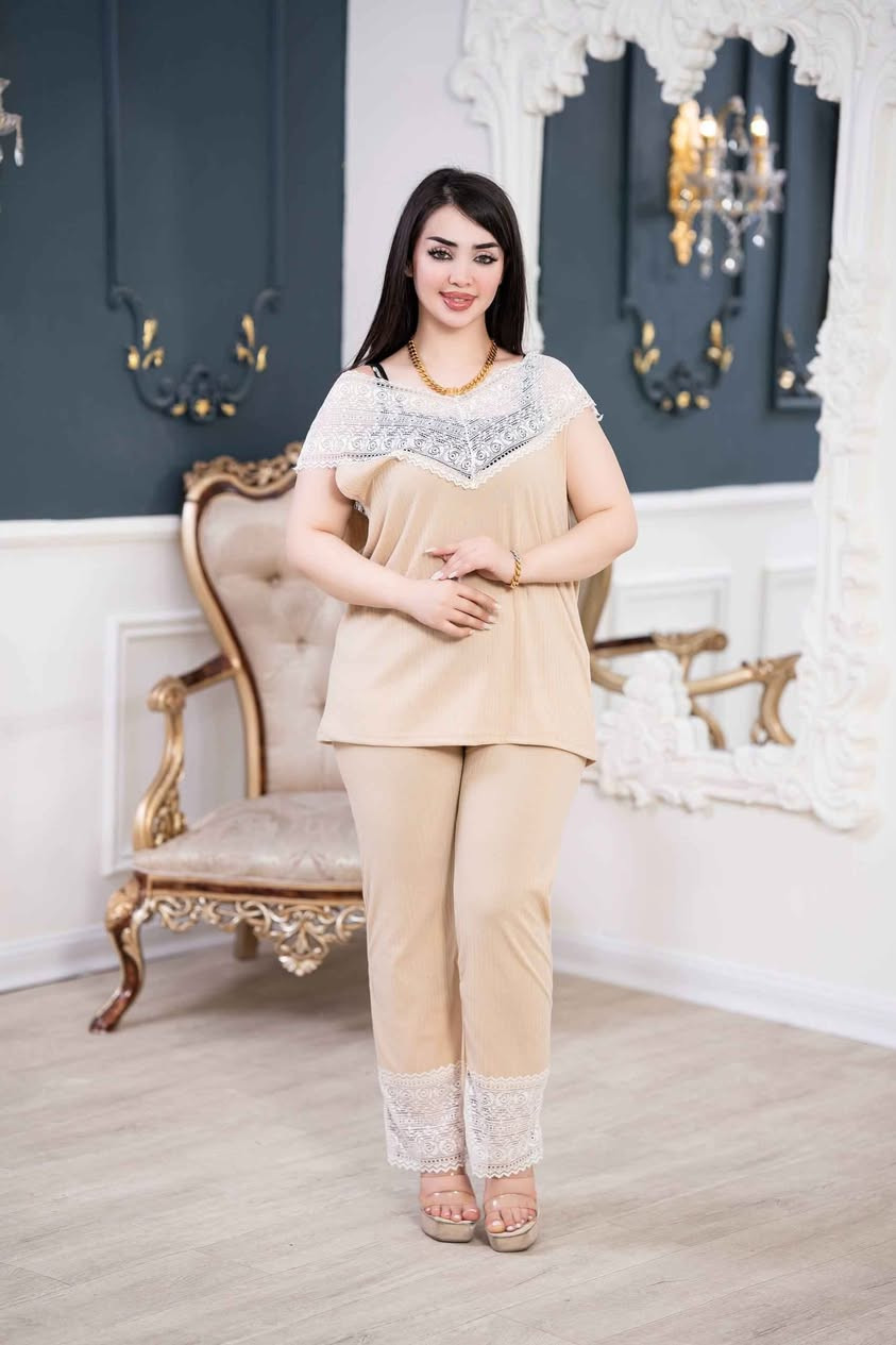 تراك نسائي

خامة قطن مسحب مطاط شغل وكوالتي عالي

L. XL. 2XL.  3XL

الدرزن 99 الف
سعر القطعة مفرد 13 الف

توصيل جميع المحافظات 5 الف بغداد, العراق


**إذا كنت صاحب هذا الإعلان وتريد حذفه لأي سبب، رجاءا أرسل رسالة إلى الدعم الفني**