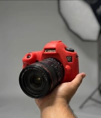 كانون 6D • عدسة ٢٤-١٠٥مم • جيمبال Weebill-S