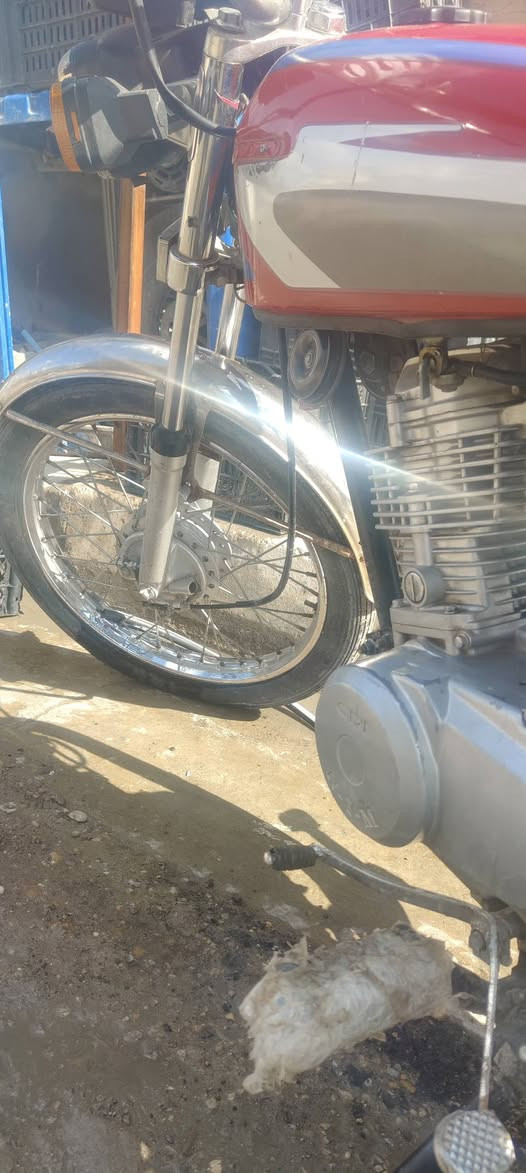 مديل22كامله  عنواني الشهداء كوت الشراي يجي اخاص او يتصل ***********
