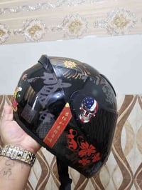 #خوذات عدد2 للبيع وعندي هورنات بوش بس مامصورهن قيم وابيع 07843313139