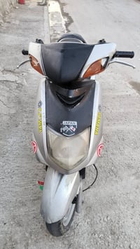 دراجة سكنس نثيه ياباني كهربائية ستاند كهربائي شغاله كلهن المكينه مفتوح...