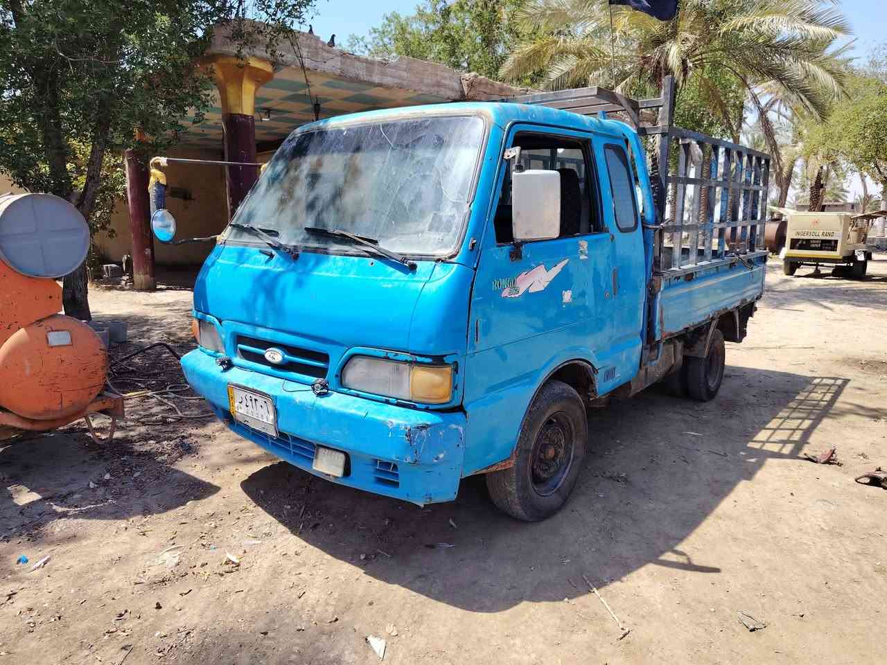 السلام عليكم كيه بنكو موديل 95 كير محرك شاصي شرط  جديد رقم انبار الماني مشروع وطني سنويه 28 بسمي شرط التحويل
 السعر ٣٨وبيه مجال حك الجيه
*********** عنوان بغداد تقاطع النهروان
