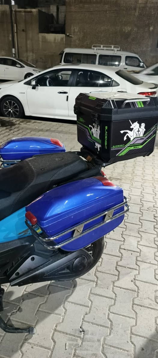 السلام عليكم  هذن جنط صفاحيات للبيع بل اضافة جنطة الجبيرة   نضيفات  مكانهن شارع فلسطين 
هذا رقمي ***********
