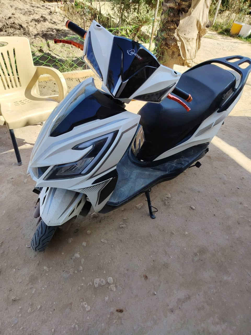 السلام عليكم هذه الدراجه للبيع جابو ياباني قفل مليون و١٥٠الف الشراي يتصل
وياه ورقه معرض
الشري يتصل
***********
