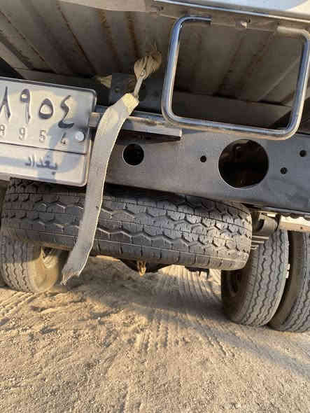 السلام عليكم سياره حمل نوع جمبي للبيع 
مديل 2011 رقم بغداد سنويه ل 29 تحويل ثاني يوم السياره جديده ماشيه 45 الف فقط 
كير ومحرك بلكارتون بدي اكسل شاصي دواخل كله مكفول السياره اي نقص مابيها واحلا من الصور سعرها 70 وبيها مجال مكاني البصرة القبله رقمي ***********
