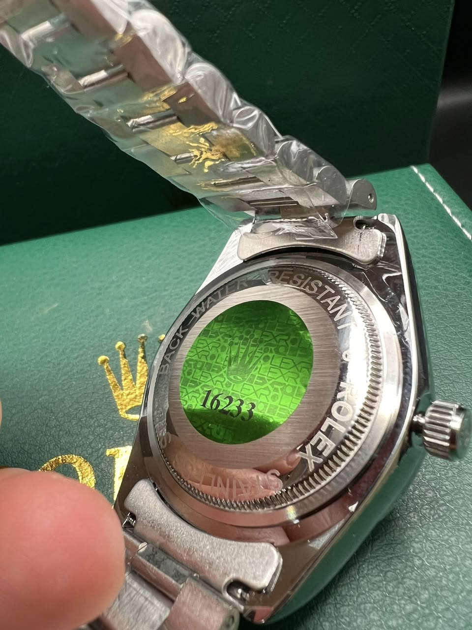 ساعة ماركة سويسري مختم وزن ثقيل امزون جديد غير مستخدم
متوفر توصيل لجميع محافظات العراق


**إذا كنت صاحب هذا الإعلان وتريد حذفه لأي سبب، رجاءا أرسل رسالة إلى الدعم الفني**