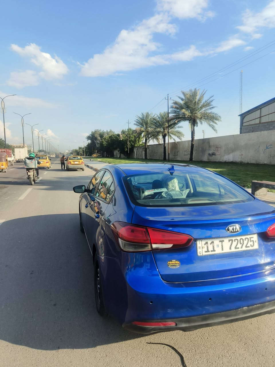 كيه فورتي 2018 محرك 2000  *********** المكان كماليه شارع المصرف سعرها السياره دفتر وخمسه سياره خير من الله تبريد ثلاجه
