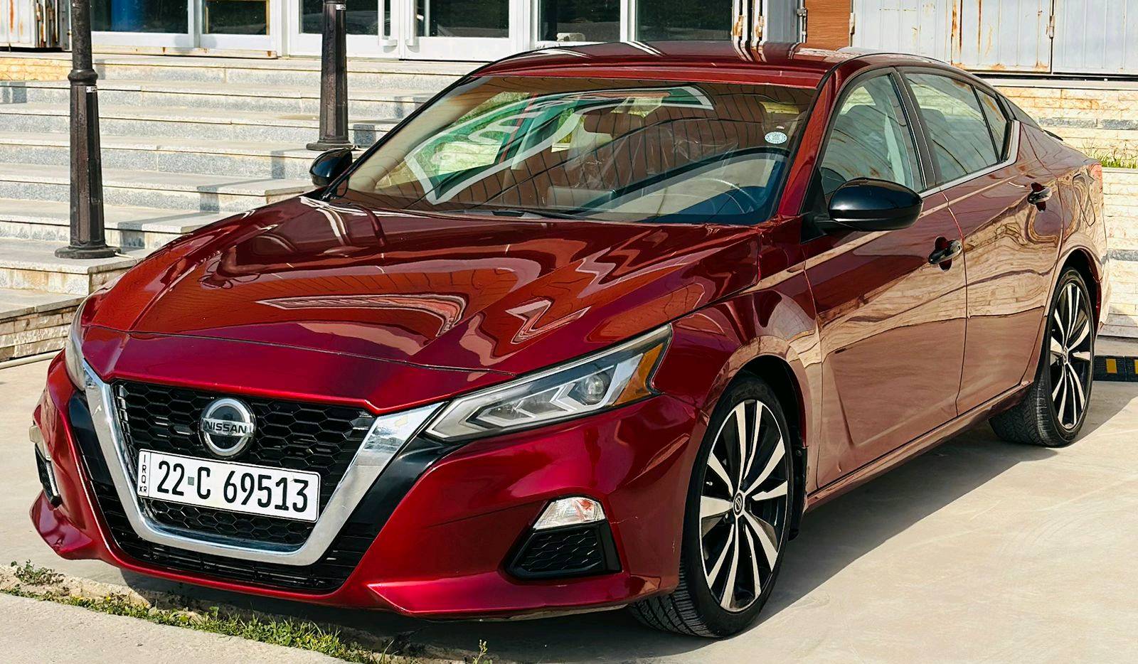 للبيع التيما SR 
موديل 2019
السعر 134
***********
الون ماروني 
تحكم ستيرن 
تثبيت سرعه 
كاميرا خلفي 
منضومه زنون 
رادار 360 درجة 
كشن جلد +كهرباء 
ويل كب بلادي 
سياره بدون ايرباك
ماشيه 78 ميل
سونر مرفق مع الصور
رقم أربيل سنويه رقم جديد 
تريد تحويل او وكاله
رقم الشاصي 1N4BL4CV5KC170165
مكان السياره ديالى خانقين