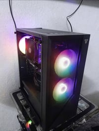 معالج زيون E5-2666V3 • كارت RX580 8GB • رام 16GB