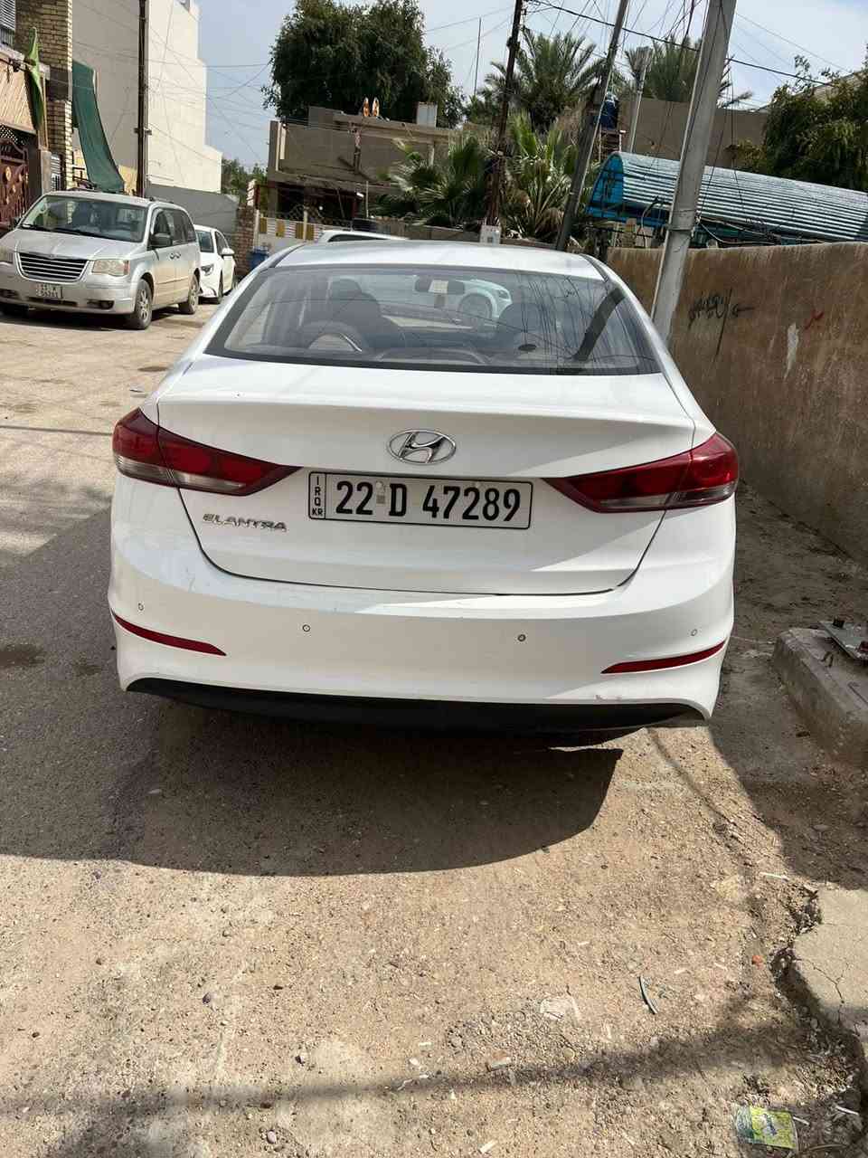 السلام عليكم 
من رخصة الادمن
النترا 2018 خليجي رقم اربيل دولي شرط التحويل 
سلايد خساس خلفي تحكم ستيرن شاشه كامره محرك كير مكفولات باتري جديد صدر جديد تخم تابر جديد سياره جاهزه على اخر حبه بيه باب خلف الصدر مبدله وربع الجاملغ صبغ وبيه بل بنيد على تصليح على كد فلس موضح بل صوره قبل التصليح 
السعر 14500$وبيه مجال بسيط مكان السياره بغداد حي الرساله الثانيه
تليفون ***********
