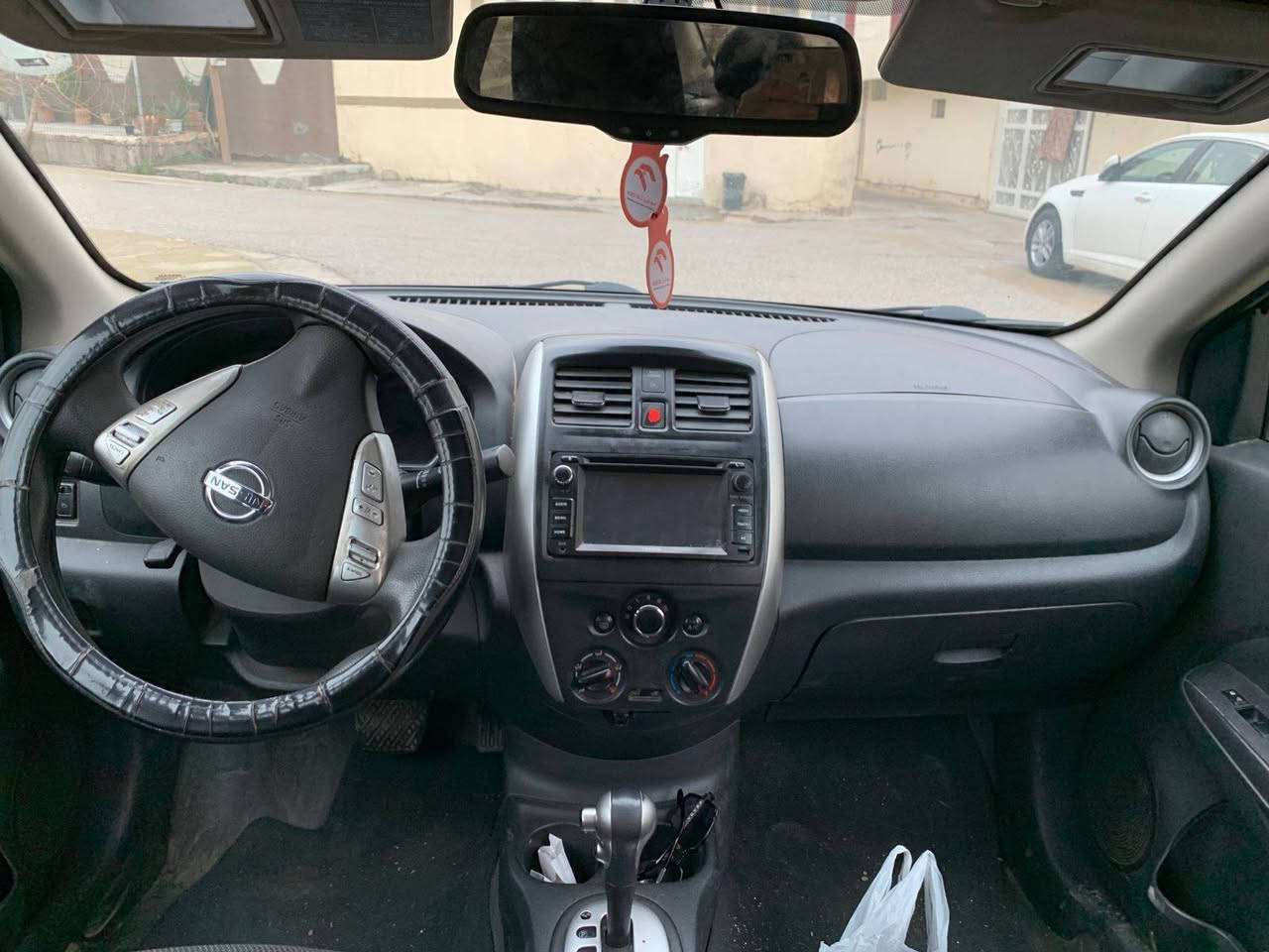 نیسان ڤێرسا مۆدێل 2016 رەشی قەتران تەنها ١ پارچەی بۆیاخە بێ ناو گرتن ئێرباگ هەموو بەشەرت ٥ ساڵە لای خۆمە تەنها ٨٦ مایل ڕۆیشتووە نموونەیە لە کوردستان لە پاک وخاوێنی مواصفات SV یەدە نیکل ویل کەپ_شاشە_کامێرا_تحدید صرعه_سووکان ڤۆڵێۆم_دژە خلیسک_تۆماتیک_٤ جام کارەبا_ سەنەوی تازەیە  تا ساڵی 2028 تەقەو رەقەی نیە رقم باریکە گێرو مەکینە تبرید هەموو گیانی بەشەرت بەناوی خۆمە رقمەکەشی لەگەڵە جوانە
‏ 22A42111
نرخ89وەرەقە
 ڤایبەر واتس ئاپ کۆرەک ***********
ئاسیا سێل *********** أربيل, العراق
