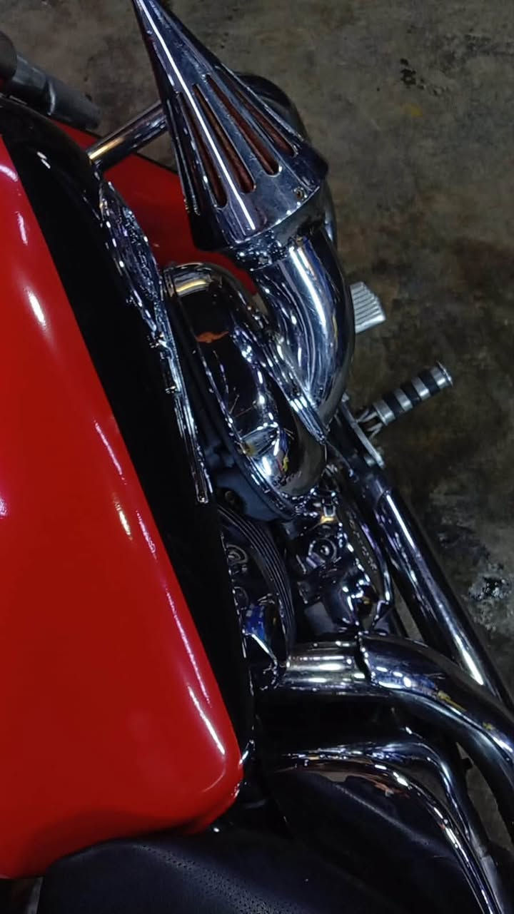 سلام عليكم شادو 400cc دراجه نضيفه وحلوه كفاله عامه مامرقم  للاستفسار ***********
