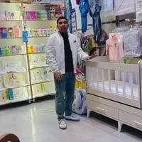 كاروك هزاز • حديثي الولادة • مجمع الغدير الشعبية