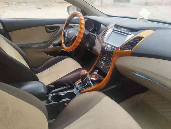 السلام عليكم 
للبيع سياره النترا موديل 2015 بيها طخة بحافة البنيد وشبر بالجاملغ وصورة موجودة حدادية جديده وبيها منظومة تبريد  ماشية 146السعر 128 وبيها مجال للاستفسار الاتصال ع الرقم *********** واتساب او اتصال@
