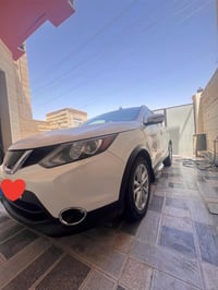 للبيع نيسان روج موديل 2017 للاستفسار اكثر اتصل ؏ الرقم  (07702098794)