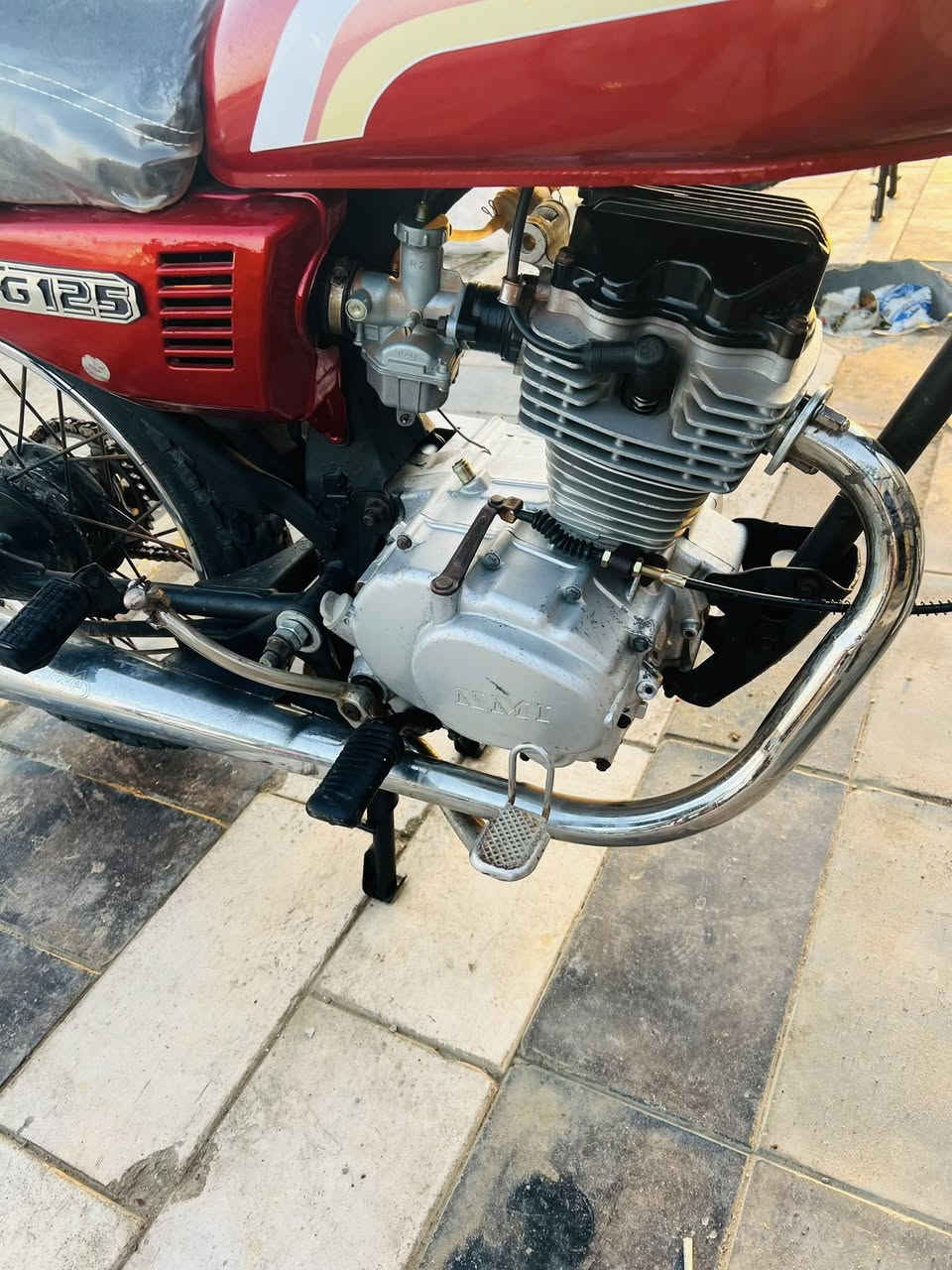 سلام عليكم ورحمة وبركاته شاصي
7اوراق  سكنر مديل16 مكينه اصليه مديل25مكفوله سعر450 بيه مجال نعمانيه ***********
