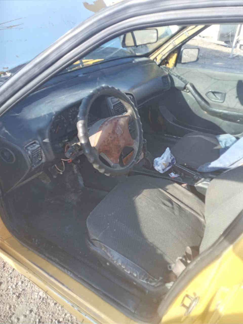 السلام عليكم بيجو روه رقم نجف  م ٢٠٠٩ لبيع او مراوس السعر ١٤ وبيع مجال مكينه كير خير من الله البدي شوف العين معمره برنكيت  ناصريه ناحيه الفضليه سوق الشيوخ رفم الموبايل ***********
