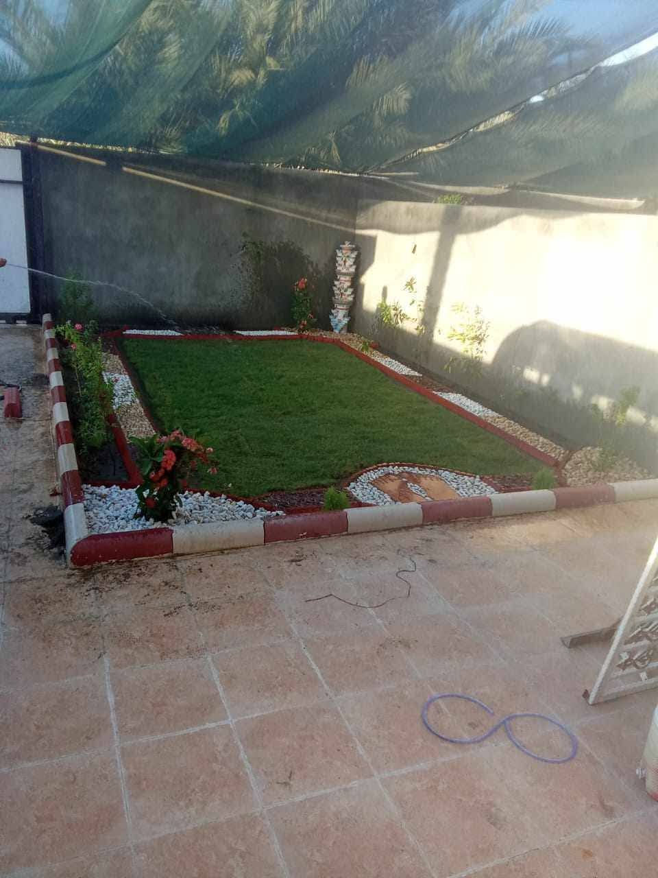 السلام عليكم عمل جميع انواع الحدائق المنزلية ودوائر الحكوميه بالحجر الملون الاسعار وزراعه الشتلات والثيل وتعديل الحدائق للاستفسار المراسله اوباانسب الاتصال
***********
