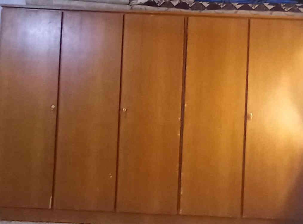 سلام عليكم قراظ للبيع السعر 200 المكان واحد آذار كركوك***********
