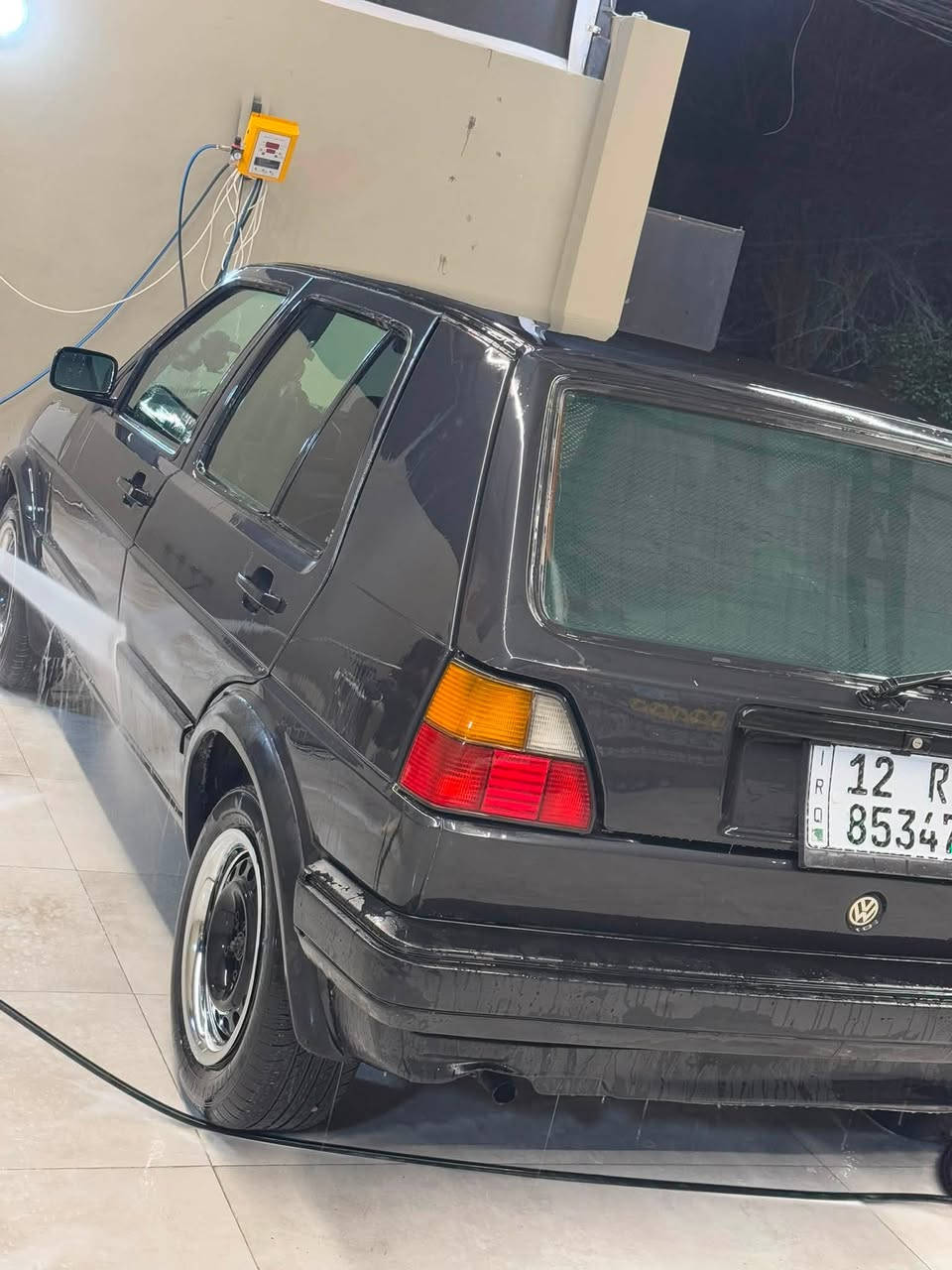 السعر 29 ورقه
كولف موديل 1991 
باسمي اني الشرعي رقم انكليزي 
كير عادي شرط الوكاله والتحويل 
كير شرط محرك بي صرف السياره نضيفه حيل احلا من الصور .. ستيرن بور صدر امامي وخلفي كله جديد 
باتري جديد تايرات جديد،، شادلها تخم ويل كب بلجديد كهربائيات كلها شغاله لايت زنون كلوبات اشاير وبك ليد سياره مال بيت ونضيفه التواصل 
***********
