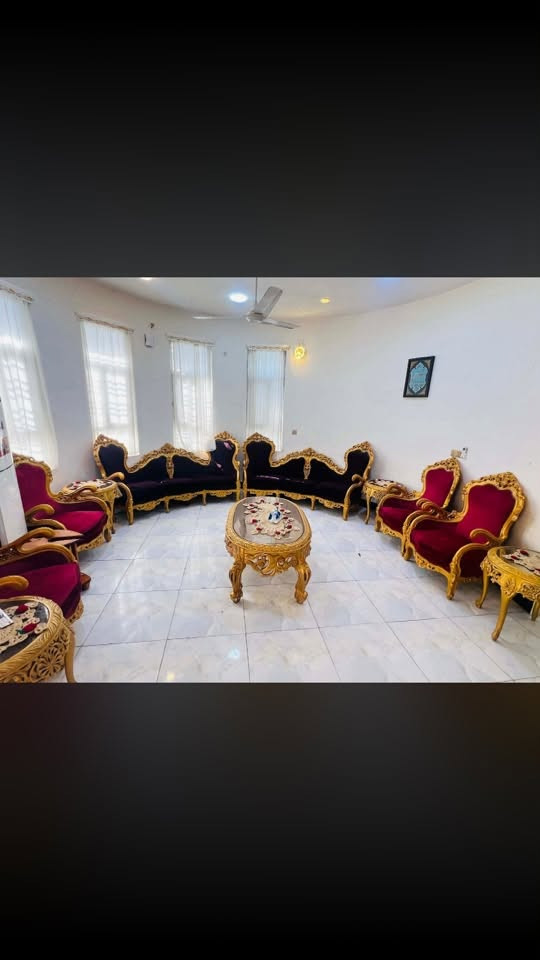 سلام عليكم عندي تخم للبيع السعر 700وبيً مجال على 650او 600نهايته  وهاذا رقمي اليريد يتواصل وياي مكاني حله نادر ثانيه فرع نسيج قرب فاملي مول ***********
