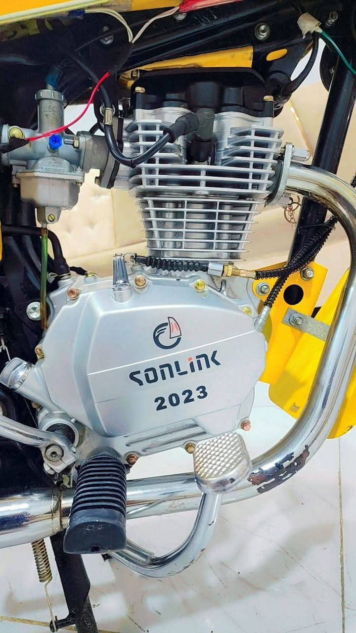 سلام عـْليگم
دراجه  4 كير
مديل 23
برغي مامفتوح نضافه شوفت عينك  بيع مستعجل اوراق اصولي وكيل العارضي 
سعر 950 وبيه مجال  استفسار خاص او ع رقم
***********
