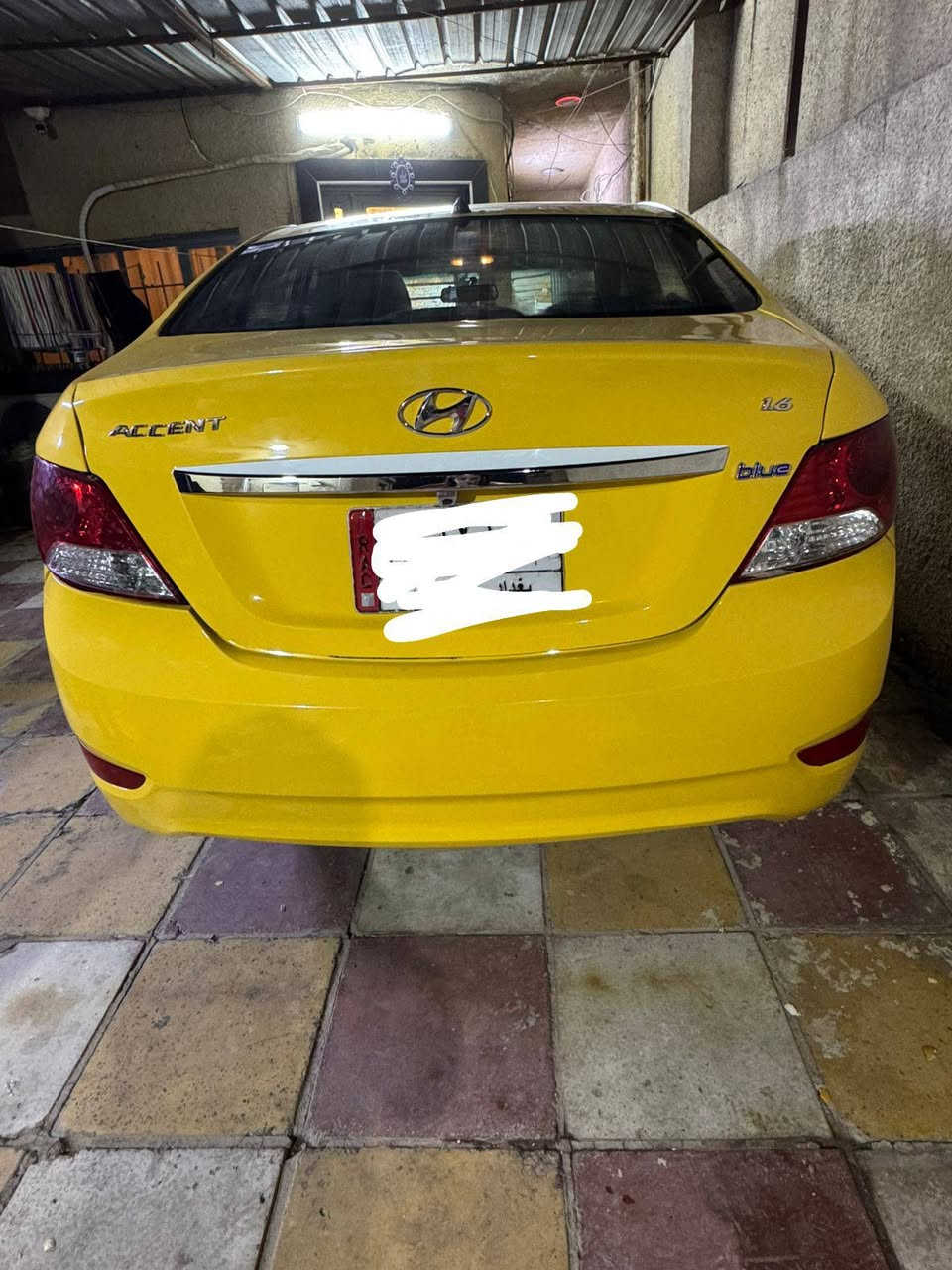 السلام عليكم للبيع اكسنت 2017 رقم بغداد تحويل مباشر  محرك 1600 سياره جاهزة صبغه جديده بيها ضربه بلضهر بسيطه السياره خير من الله مكانها بغداد المشتل السعر 83 وبيها مجال ***********
