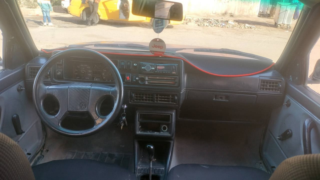 جيته كولف  ... لبيع فقط.....

موديل88 رقم كركوك سنويه كارتوني خضره الماني شرط التحويل والوكاله السياره كير عادي خمسه كير  محرك  كير صدر كهربائيات  كله شرط  السياره بدون ضرر  لبيع السعر 15 وبي مجال بصيط لشراي لستفسار ***********.....مكاني كركوك.............
