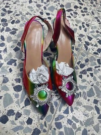 القطعة ٧ • ملابس