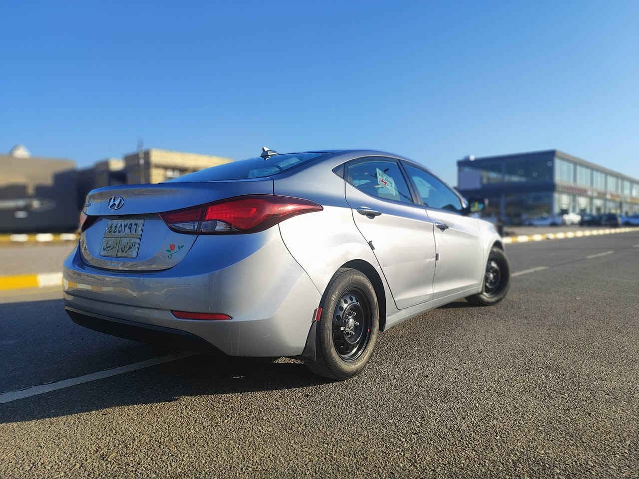 هونداي النترا
الموديل ٢٠١٦ 
رقم اربيل تحويل وكالة 
وارد امريكي ( جاملغ امامي تبديل فقط) 
بالعراق صبغ باب وجاملغ اثر شخط بدون تبديل وضرر داخلي سونار موجود 
لغد شاصي مكفول بدون ايرباگ 
مكينه وكير مكفولات ١٠٠٪ 
جاهزه من جميع النواحي تدفئة تبريد صدر امامي خلفي كهرباء تاير بدون اي نقص ١٠٠ ٪ 
ماشيه ١٦٣ 
                               *********** 
السعر ١١٥ وبي مجال 
مكان السيارة واسط الصويرة
