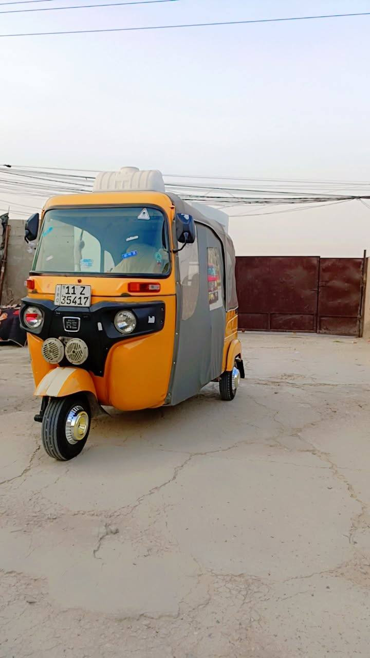 السلام عليكم تكتك لبيع موديل ٢٠٢١ ربع مذب عليهه بلادي٧/٥٠٠ وبينه مجال قليل مكاني بغداد الشعب بوبشام ***********
