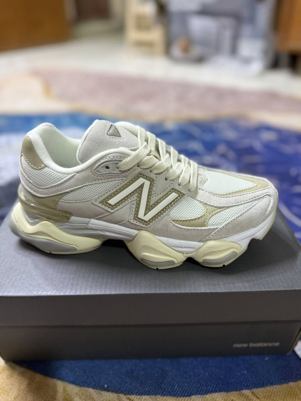 باوعلي الجمال والرقي بهاي القطعتين اي لون اختره وتدلل القياس ٣٩/ونص السعر للقطعه ٣٠


**إذا كنت صاحب هذا الإعلان وتريد حذفه لأي سبب، رجاءا أرسل رسالة إلى الدعم الفني**