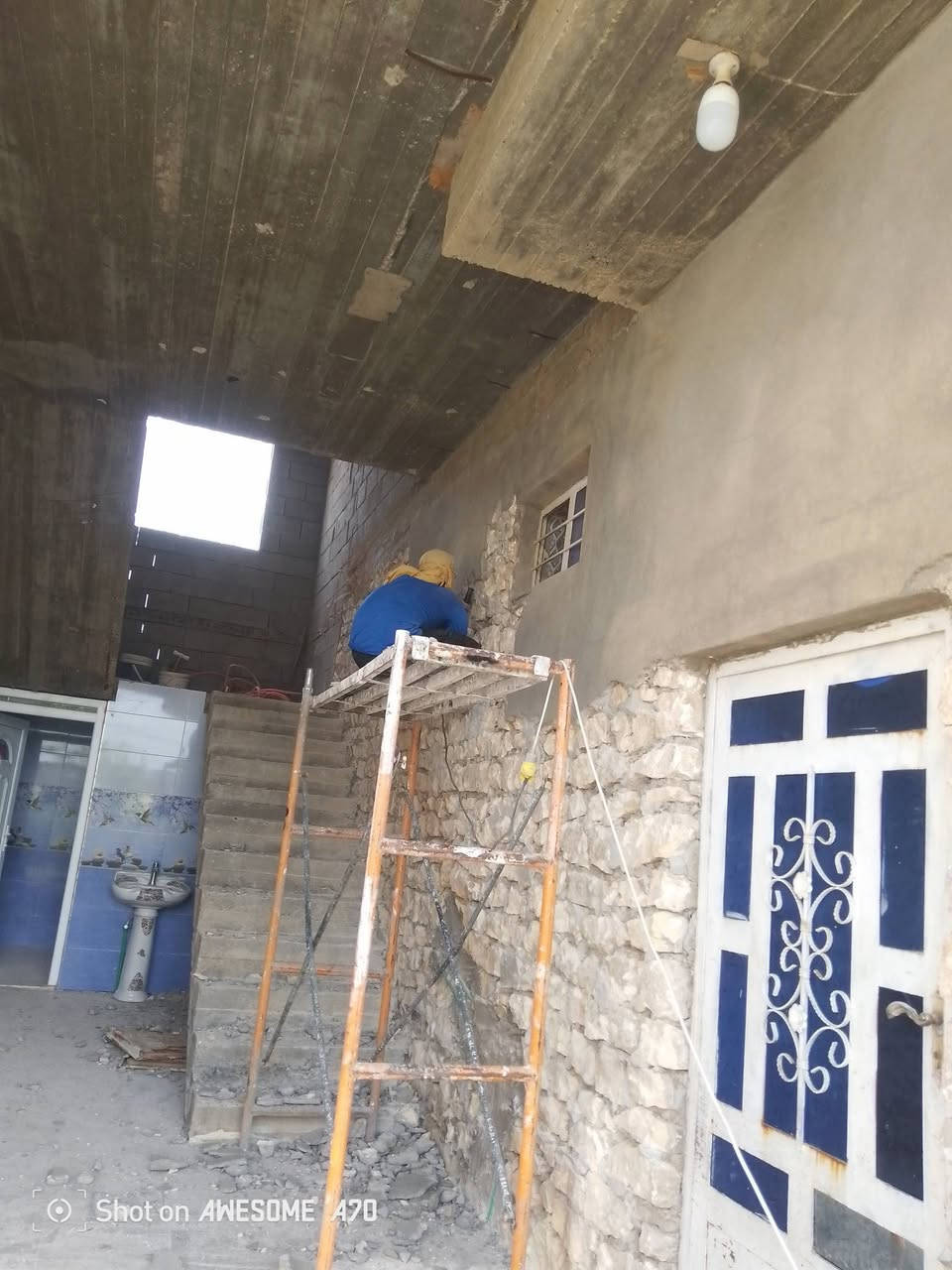 سلام عليكم  / يوجد كادر عمل جاهز/ تصعيد مواد/ تنضيف بيوت/ تفليش/ / تنضيف حدائق/ دفن نهري  / شقلنه ليل ونهار   /ومعداتنه جاهز/ ماعليك بس تصال على رقم  /     ***********
