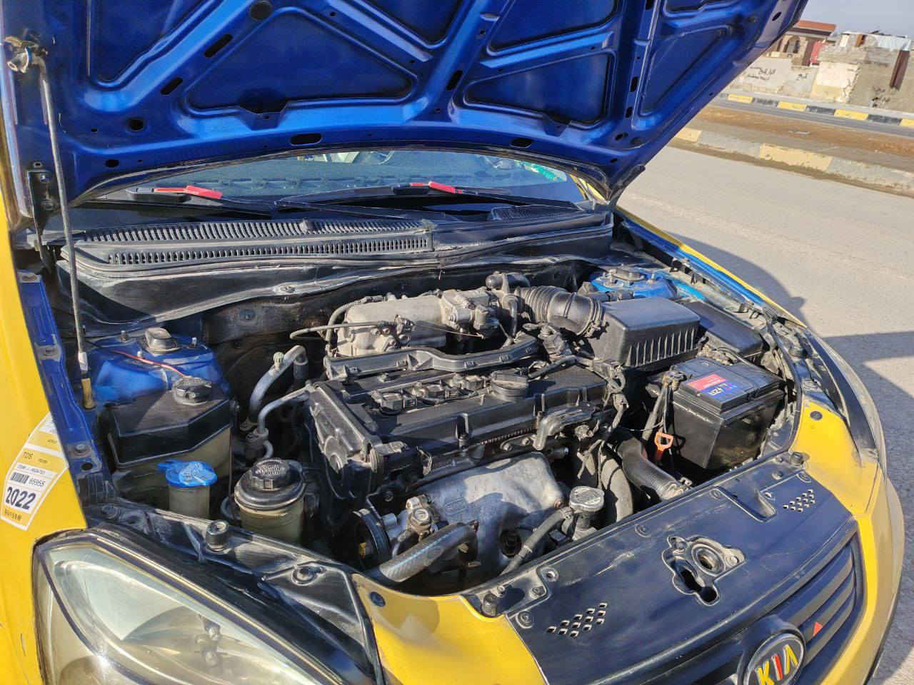 السلام عليكم ورحمة الله وبركاته 
كيا ريو موديل 2009 ضررها ضربة بالصندوق 
شي لا يذكر ولا واصله على الداخل بدون تبديل قطعة تفاصيل السيارة 
#كير واتماتيك 
#محرك جديد 
#طخم جديد 
#تواير جدد 
#كابون بانزين 
#شرعيها بالموصل اوجهك معاه 
#رقمها بغداد 
هيئة وغرامات صفر 
واردها امريكي السيارة بالحقيقة احلاه من الصور 
#السعر 85 وبيها مجال بسيط مكاني الايسر حي السماح الثانية قريب على محطة المشاعل  
تواصل معاي علخاص او اتصل على الرقم ‏‪***********‬‏
